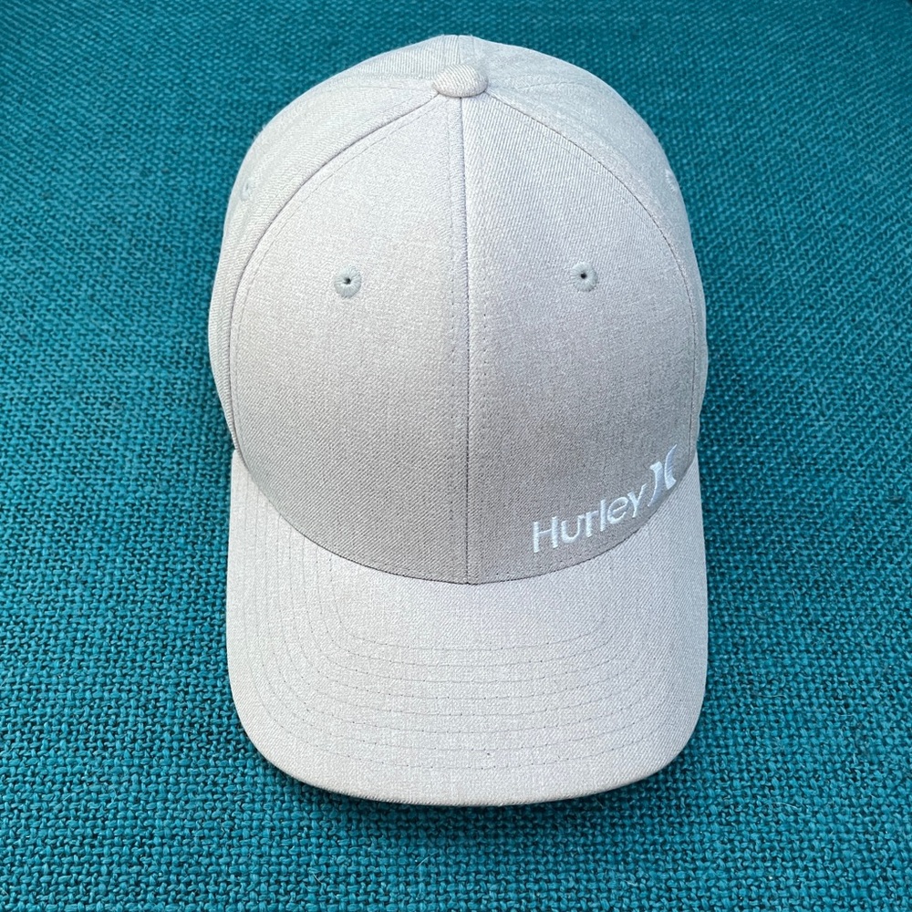 Hurley Hat Cap in Grey/Oatmeal With Spellout Logo in White Size L-XL